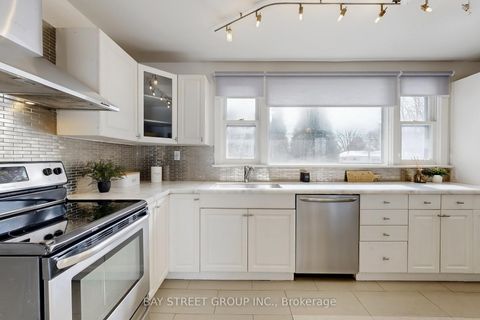 Photo 14 at 1011 Janette Street, Leslie Valley, Newmarket