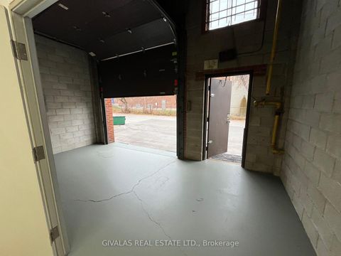 Photo 5 at 16 - 1220 Ellesmere Road, Bendale, Toronto