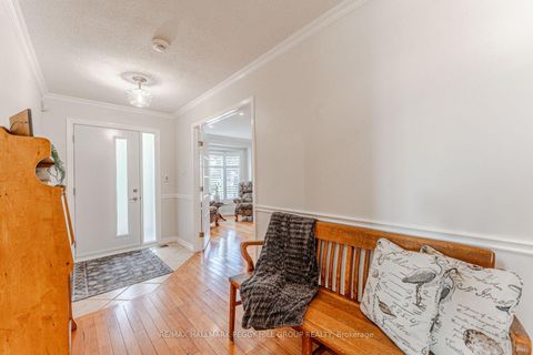 Photo 1 at 222 Bishop Drive, Ardagh, Barrie