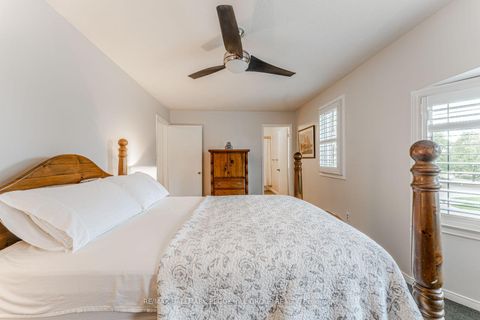 Photo 14 at 222 Bishop Drive, Ardagh, Barrie