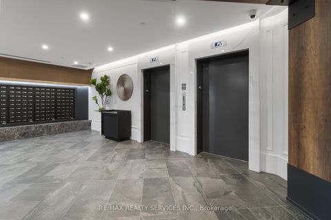 Photo 4 at 335 - 2075 King Road, King City, King