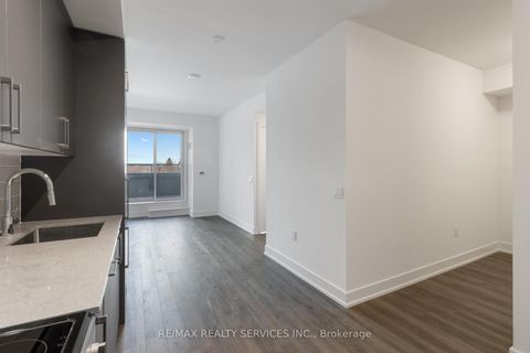 Photo 14 at 335 - 2075 King Road, King City, King