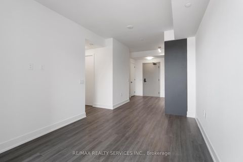 Photo 21 at 335 - 2075 King Road, King City, King