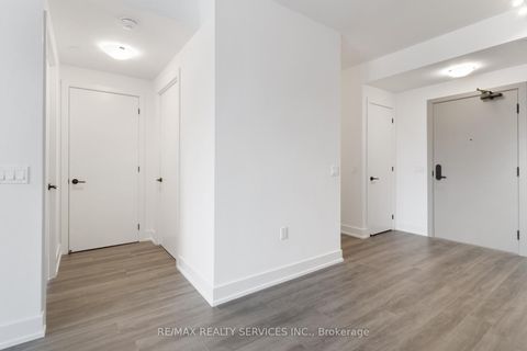 Photo 22 at 335 - 2075 King Road, King City, King