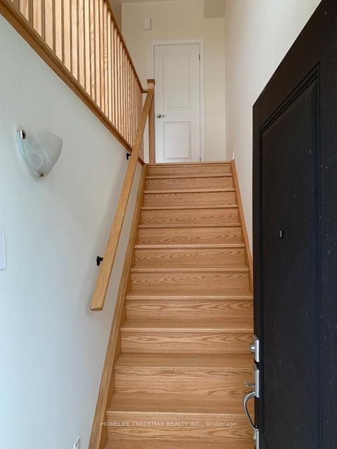 Photo 15 at 771 Eddystone Path, Donevan, Oshawa