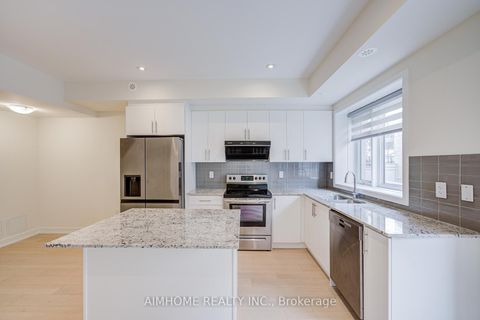 Photo 8 at 135 Frederick Tisdale Drive, CFB, Toronto