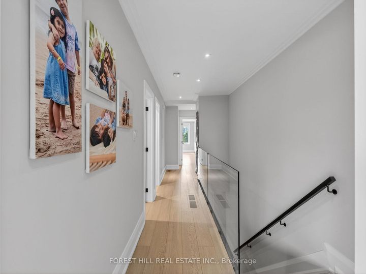 Photo 21 at 186 Wychwood Avenue, Cedarvale, Toronto