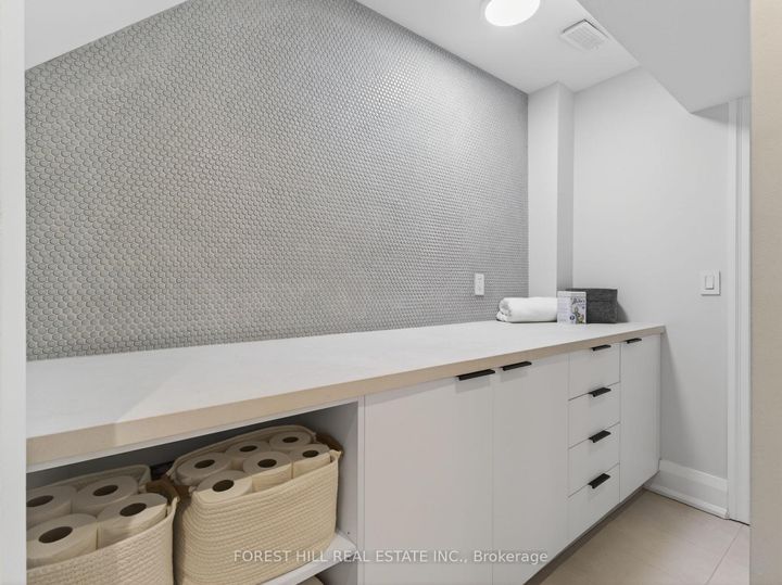 Photo 41 at 186 Wychwood Avenue, Cedarvale, Toronto