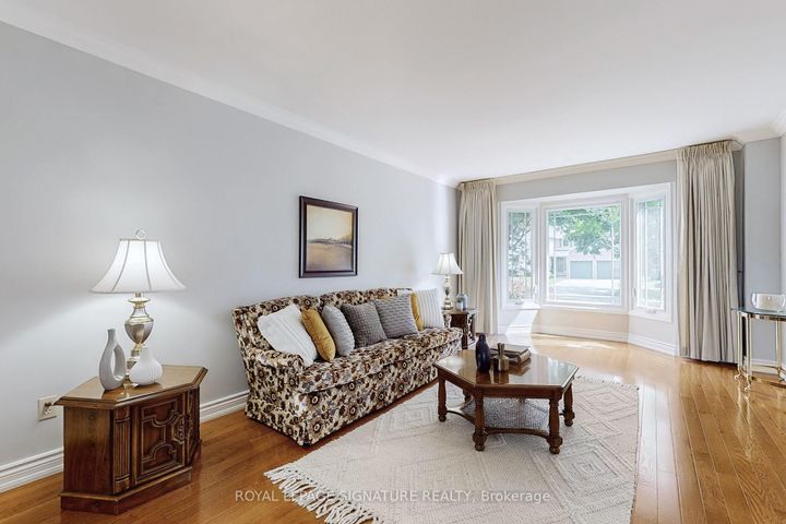 Photo 6 at 1729 Pengilley Place, Clarkson, Mississauga