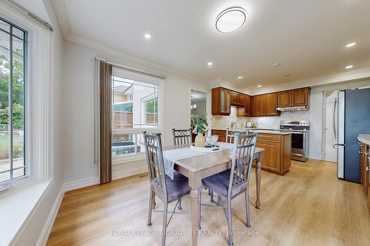 Photo 16 at 1729 Pengilley Place, Clarkson, Mississauga