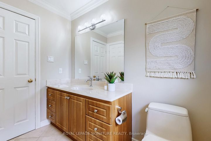 Photo 25 at 1729 Pengilley Place, Clarkson, Mississauga