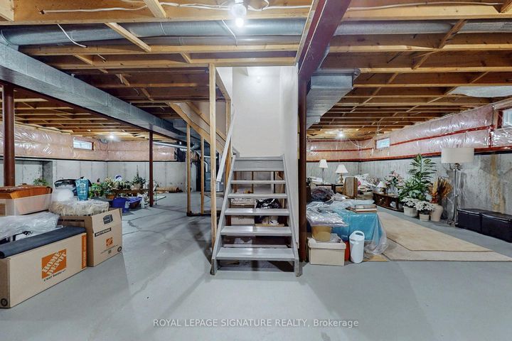 Photo 34 at 1729 Pengilley Place, Clarkson, Mississauga