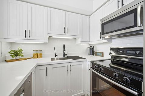 Photo 4 at 2020 - 125 George Appleton Way, CFB, Toronto