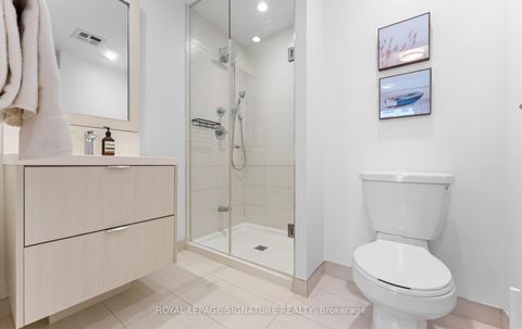 Photo 14 at 213 - 80 Vanauley Street, Chinatown, Toronto