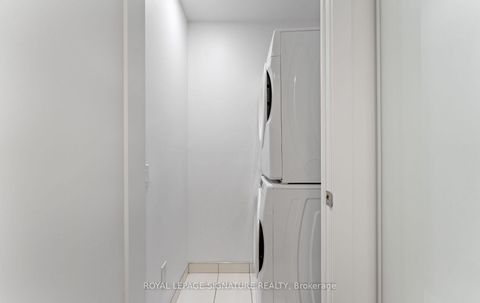 Photo 16 at 213 - 80 Vanauley Street, Chinatown, Toronto