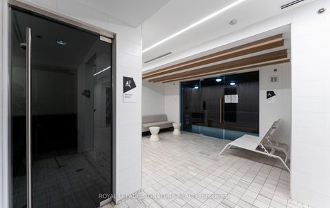 Photo 24 at 213 - 80 Vanauley Street, Chinatown, Toronto