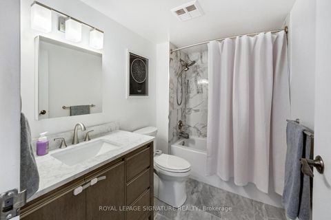 Photo 11 at 838 - 46 Western Battery Road, Niagara, Toronto