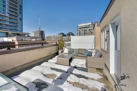 Photo 17 at 838 - 46 Western Battery Road, Niagara, Toronto