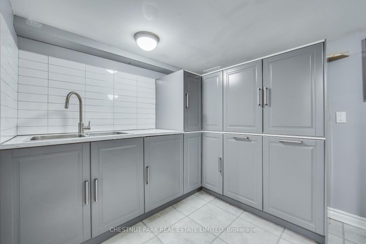 Photo 14 at 148 Sherwood Avenue, Mount Pleasant East, Toronto