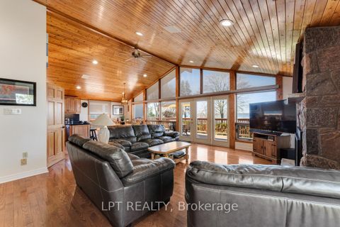 Photo 8 at 229 Lake Drive N, Historic Lakeshore Communities, Georgina