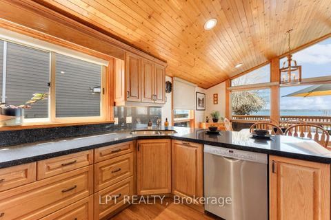 Photo 15 at 229 Lake Drive N, Historic Lakeshore Communities, Georgina