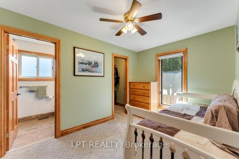 Photo 21 at 229 Lake Drive N, Historic Lakeshore Communities, Georgina