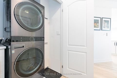 Photo 22 at 1409 - 2 Toronto Street, City Centre, Barrie