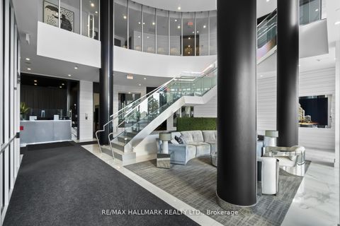 Photo 3 at 610 - 9471 Yonge Street, Observatory, Richmond Hill