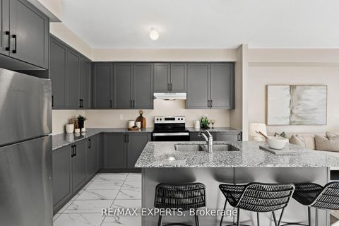 Photo 10 at 2538 Winter Words Drive, Windfields, Oshawa