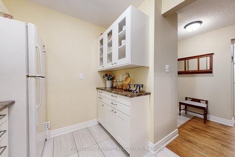 Photo 5 at 208 - 3835 Lake Shore Boulevard W, Long Branch, Toronto