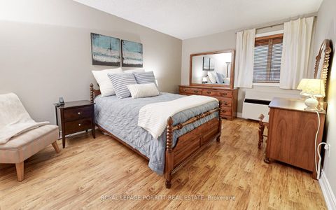 Photo 16 at 208 - 3835 Lake Shore Boulevard W, Long Branch, Toronto