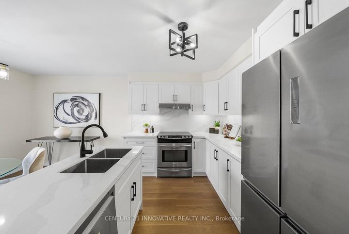 Photo 17 at 917 Joe Persechini Drive, Summerhill Estates, Newmarket