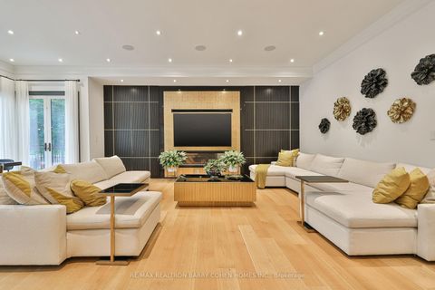 Photo 14 at 33 Stratheden Road, York Mills, Toronto