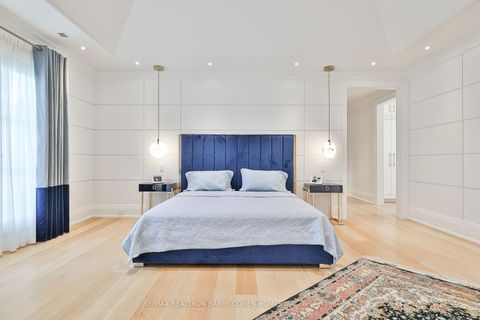 Photo 24 at 33 Stratheden Road, York Mills, Toronto