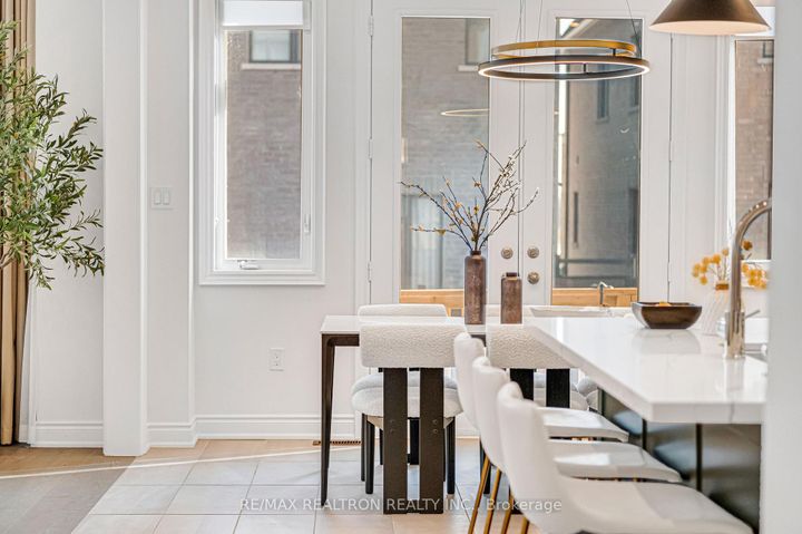 Photo 41 at 15 Current Drive, Rural Richmond Hill, Richmond Hill