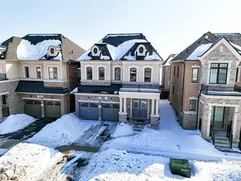 Photo 1 at 15 Current Drive, Rural Richmond Hill, Richmond Hill