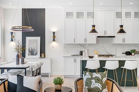 Photo 47 at 15 Current Drive, Rural Richmond Hill, Richmond Hill