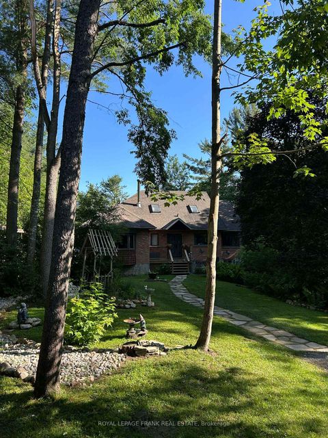 Photo 7 at 5 Regent Street, Pefferlaw, Georgina