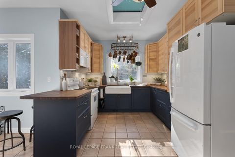 Photo 8 at 5 Regent Street, Pefferlaw, Georgina