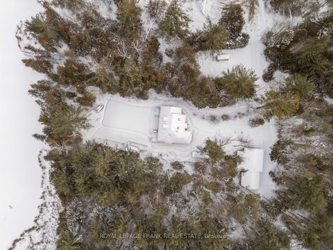 Photo 37 at 5 Regent Street, Pefferlaw, Georgina