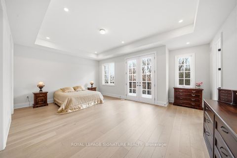 Photo 17 at 16 Gianvito Crescent, King City, King