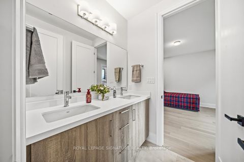 Photo 25 at 16 Gianvito Crescent, King City, King