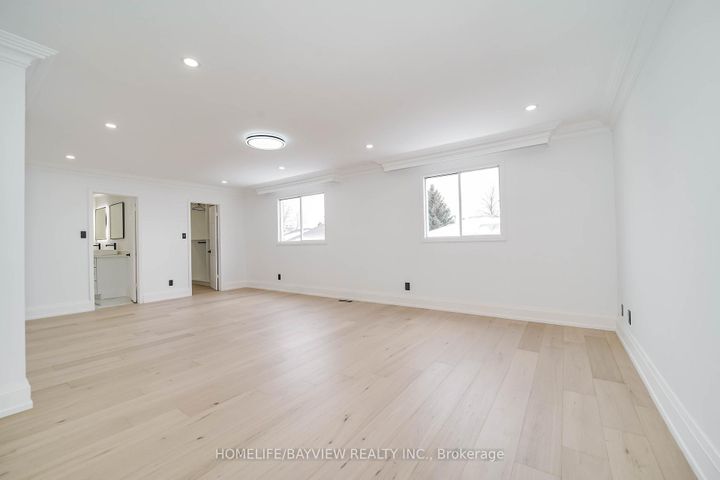 Photo 20 at 39 Shaftsbury Avenue, Westbrook, Richmond Hill