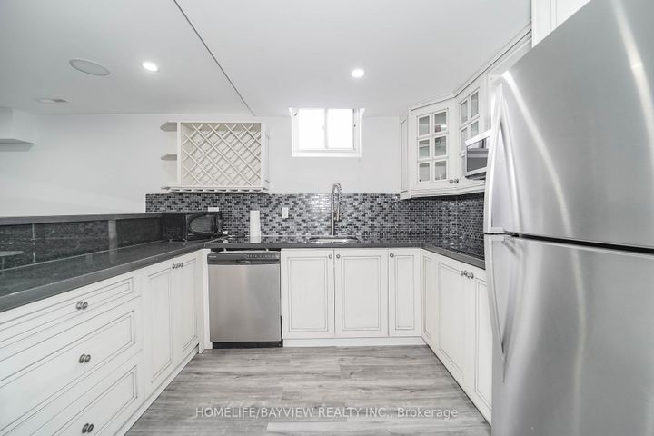 Photo 26 at 39 Shaftsbury Avenue, Westbrook, Richmond Hill