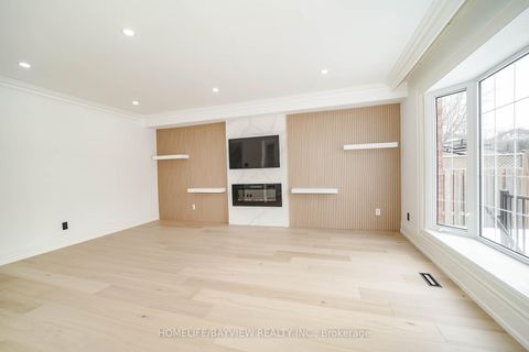 Photo 10 at 39 Shaftsbury Avenue, Westbrook, Richmond Hill