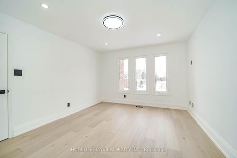 Photo 17 at 39 Shaftsbury Avenue, Westbrook, Richmond Hill