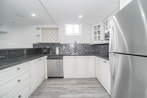 Photo 26 at 39 Shaftsbury Avenue, Westbrook, Richmond Hill