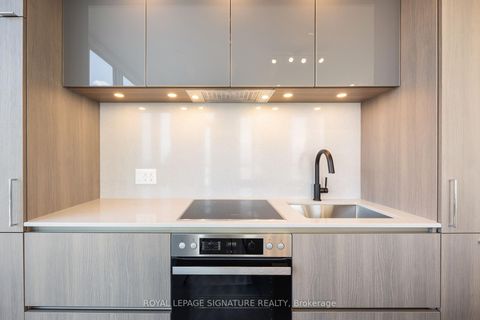 Photo 4 at 2702 - 15 Mercer Street, Waterfront Communities C1, Toronto