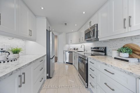 Photo 17 at 304 - 30 Greenfield Avenue, Willowdale East, Toronto
