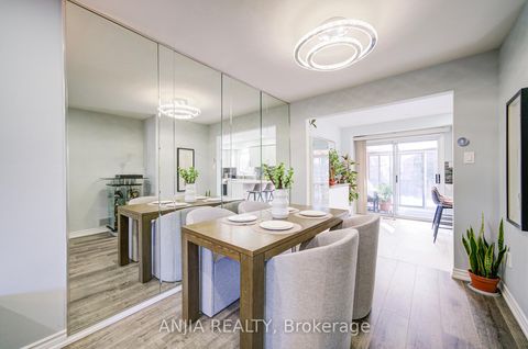 Photo 4 at 83 McClintock Crescent, Lakeview Estates, Vaughan